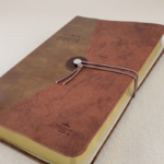 Biblia RV1960 Vintage Marrón, Elástico Letra Grande 11 puntos - Imagen 3